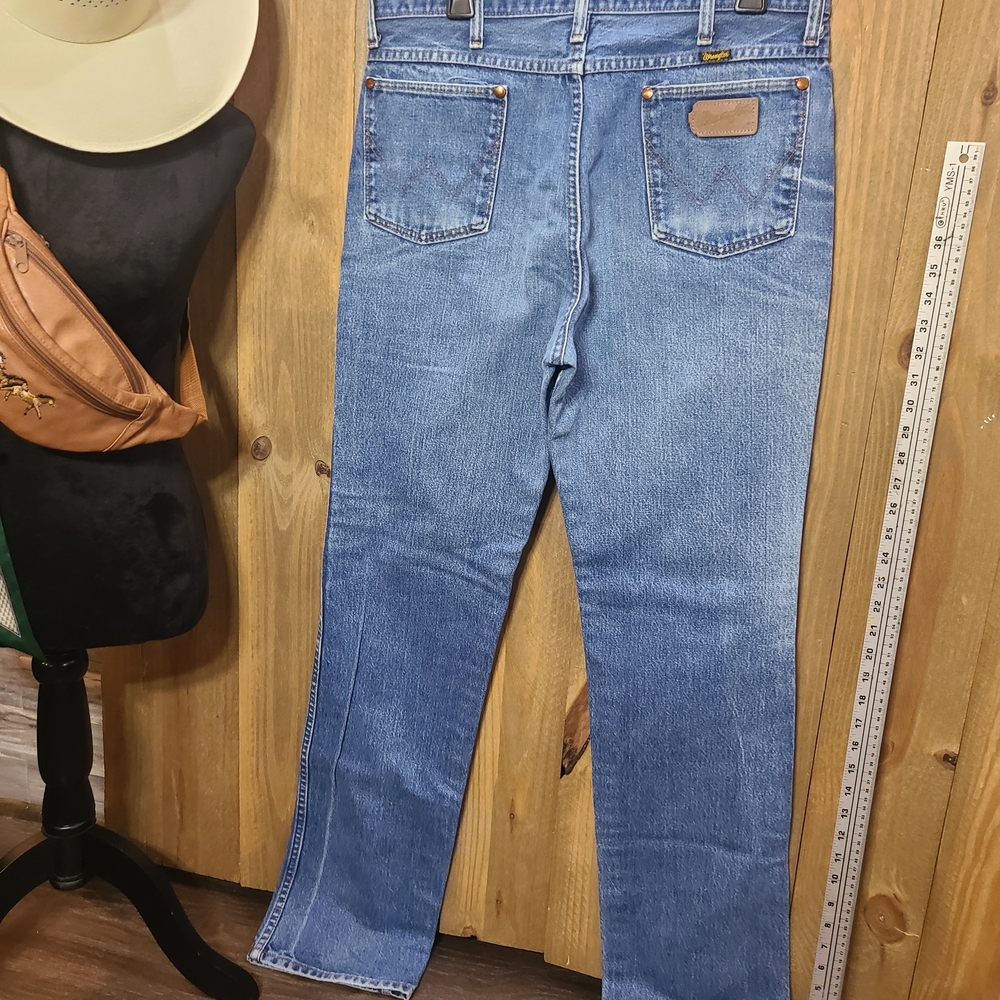 Wrangler Men's Light Blue Straight Jeans